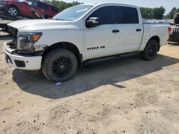  Salvage Nissan Titan