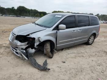  Salvage Chrysler Minivan