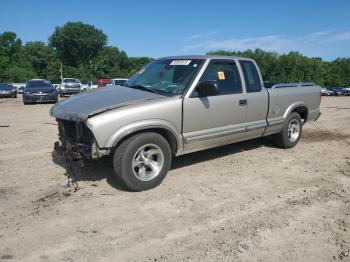  Salvage Chevrolet S-10