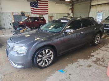  Salvage Chrysler 300
