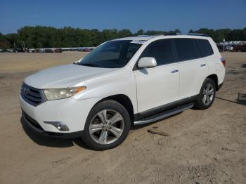  Salvage Toyota Highlander