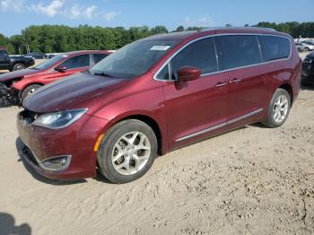  Salvage Chrysler Pacifica