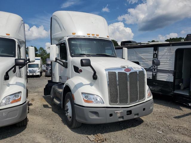  Salvage Peterbilt Tractor 579