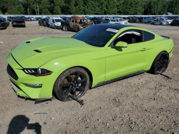  Salvage Ford Mustang