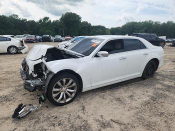  Salvage Chrysler 300