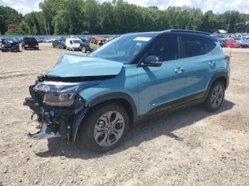  Salvage Kia Seltos