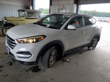  Salvage Hyundai TUCSON