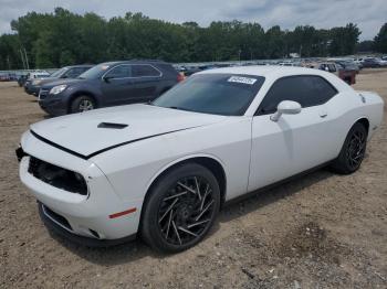  Salvage Dodge Challenger