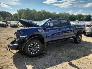  Salvage Nissan Titan