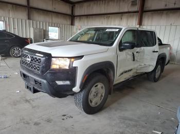  Salvage Nissan Frontier