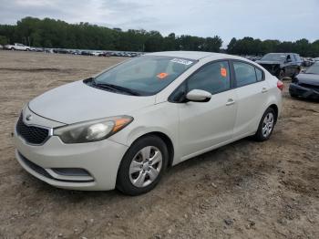  Salvage Kia Forte