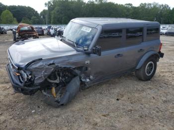  Salvage Ford Bronco