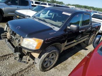  Salvage Nissan Titan