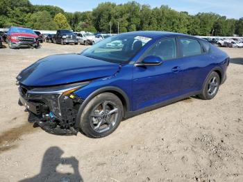  Salvage Kia K4 Lx