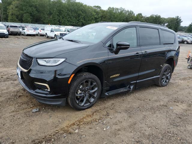  Salvage Chrysler Pacifica