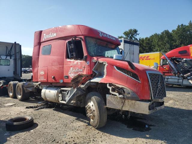 Salvage Volvo Vn