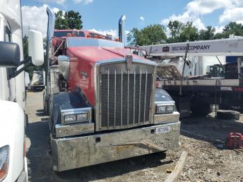  Salvage Kenworth W900