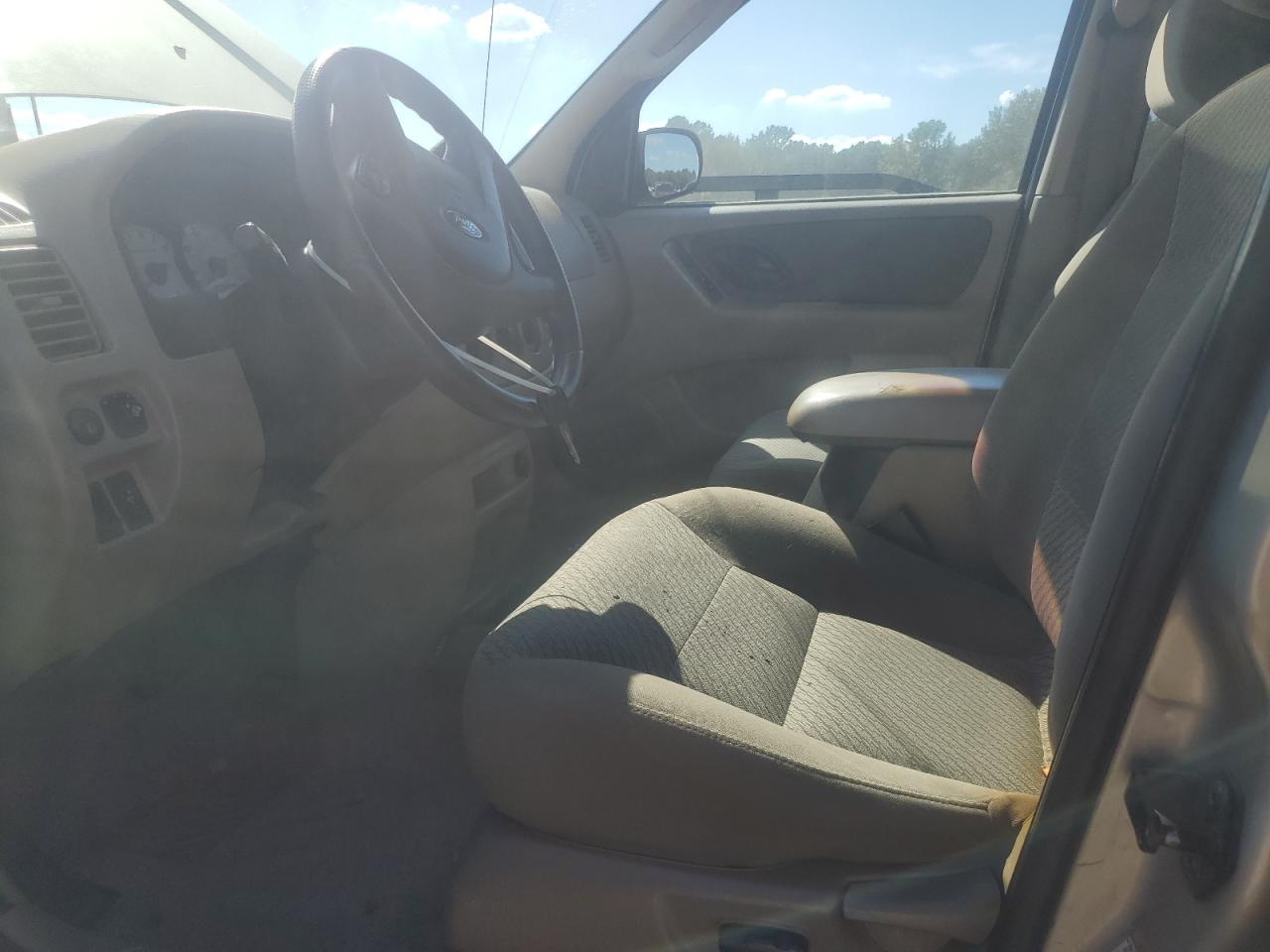 Ford Escape Xlt Image 13