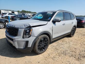  Salvage Kia Telluride