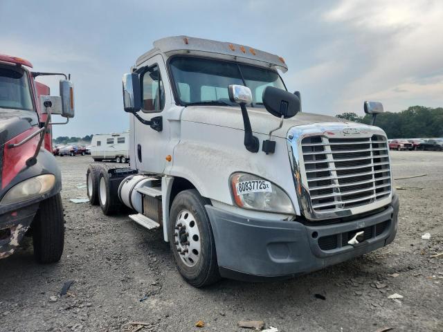  Salvage Freightliner Cascadia