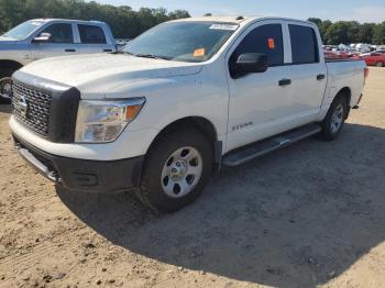  Salvage Nissan Titan