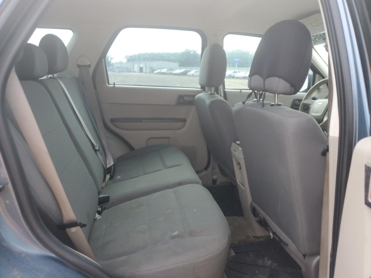 Ford Escape Xls Image 10