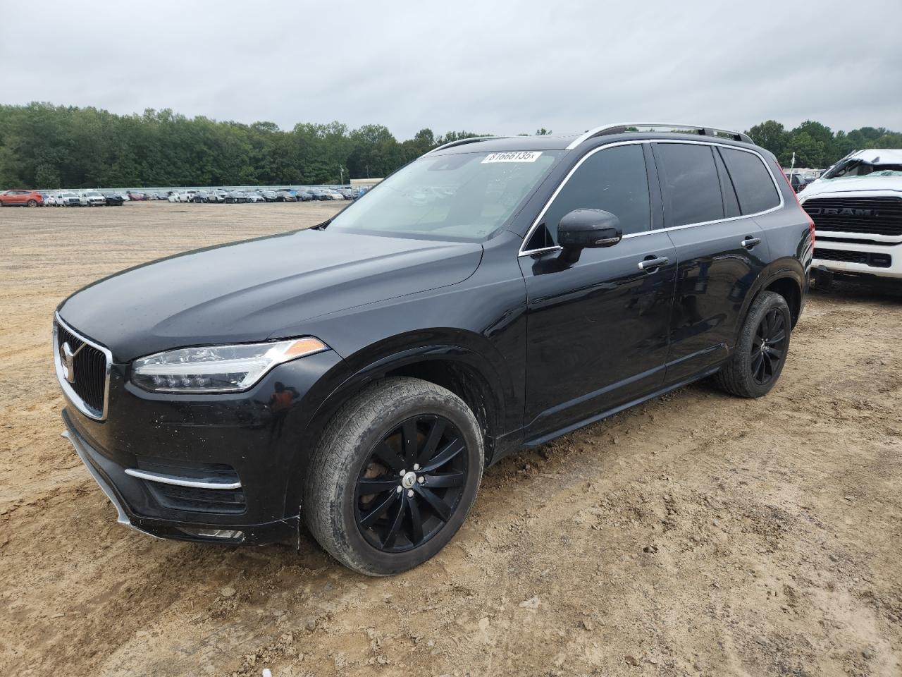 Volvo XC90 T6 Image 1