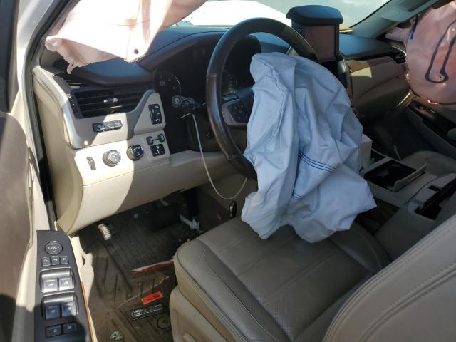 GMC Yukon Denali Image 7