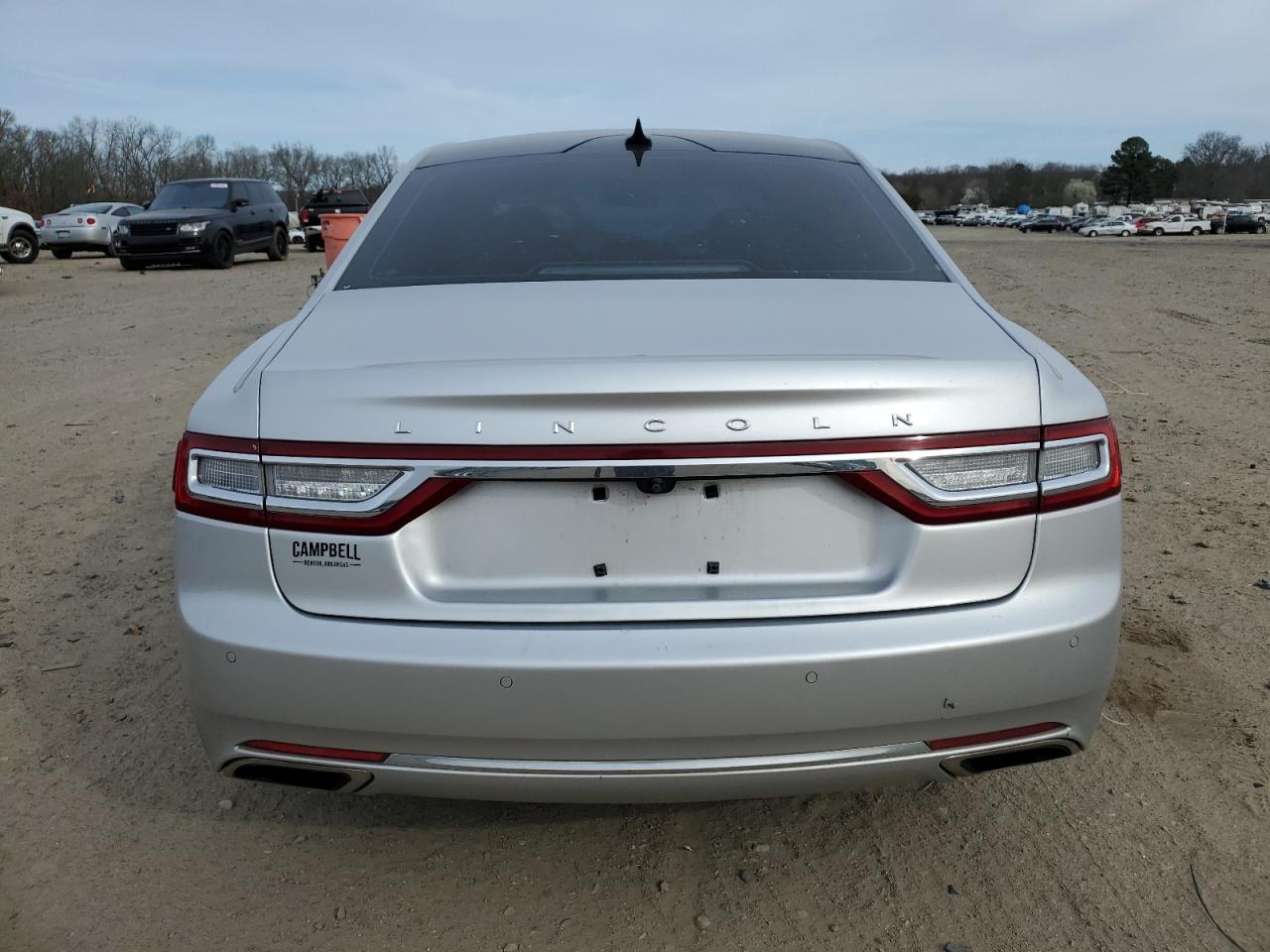 Lincoln Continental Reserve Image 3