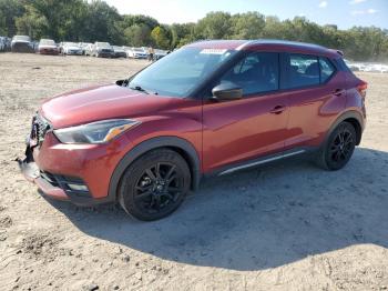  Salvage Nissan Kicks