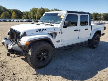  Salvage Jeep Gladiator