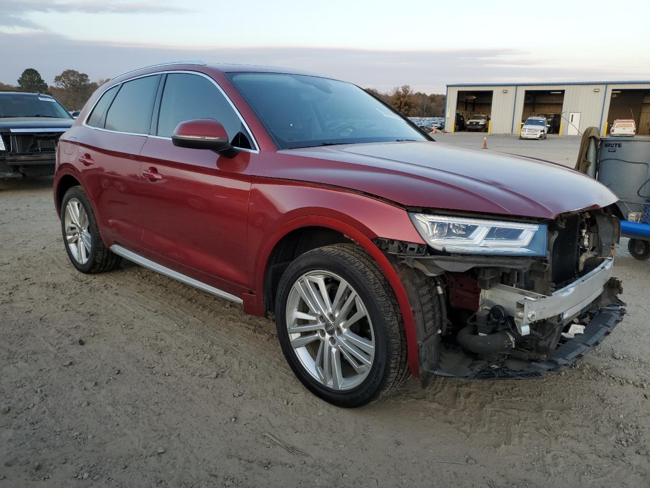 Audi Q5 Premium Plus Image 12
