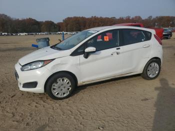  Salvage Ford Fiesta