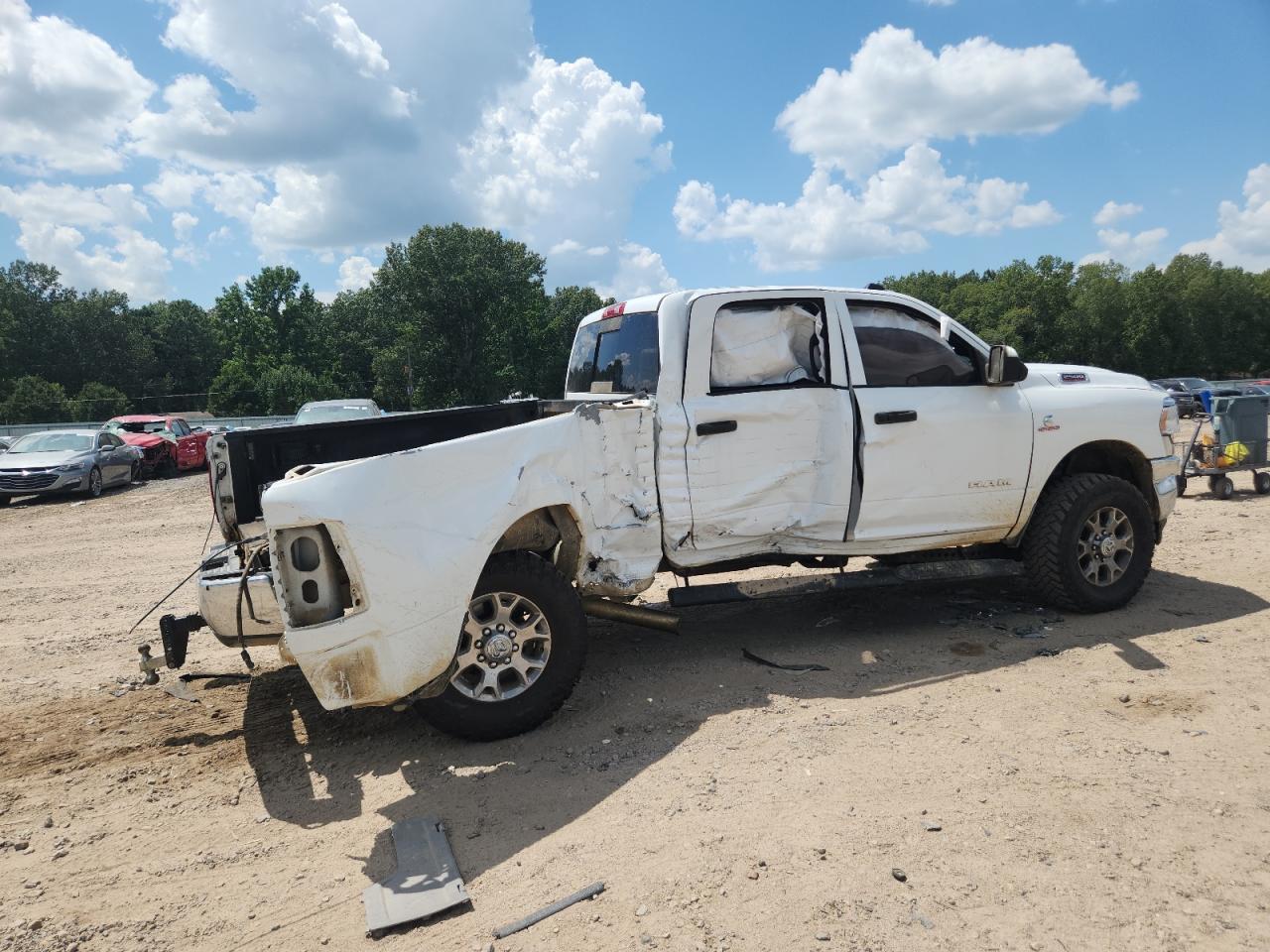 Ram 2500 Tradesman Image 2