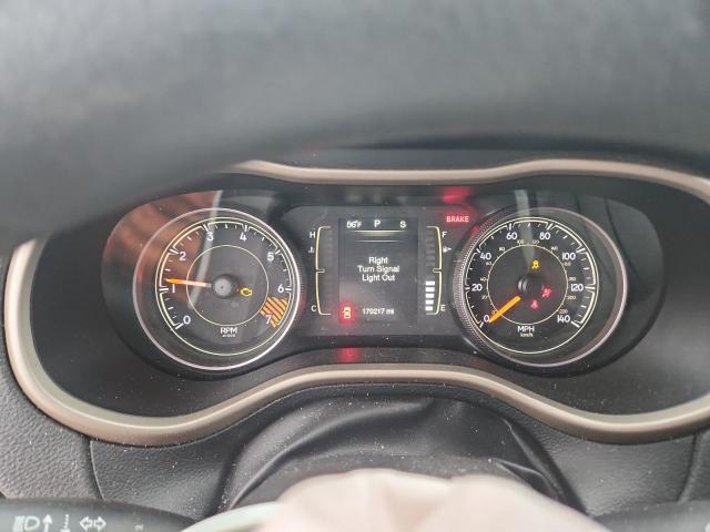 Jeep Grand Cherokee Sport Image 12