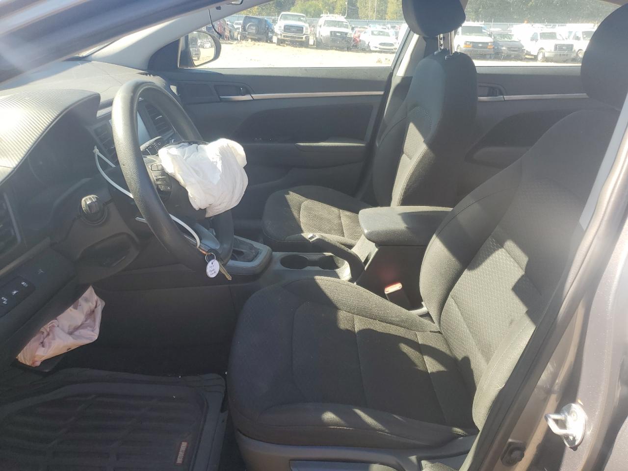 Hyundai ELANTRA Sel Image 10