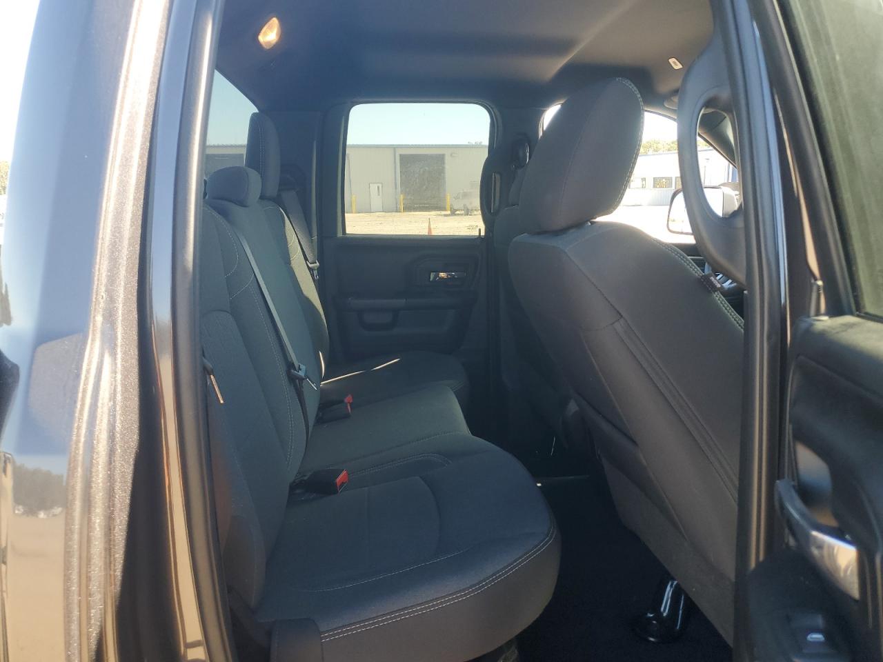 Ram 1500 Slt Image 3