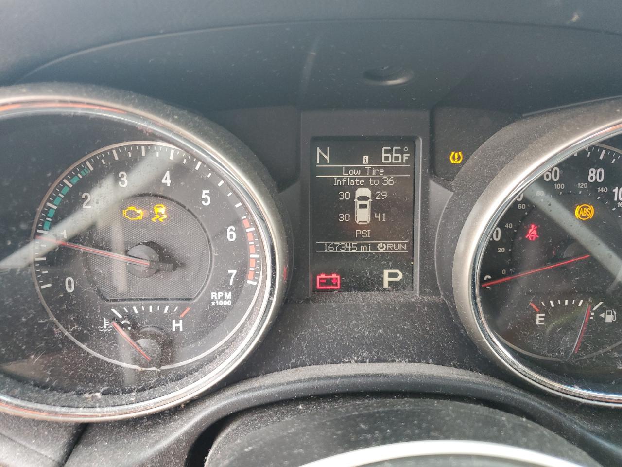 Jeep Grand Cherokee Overland Image 4