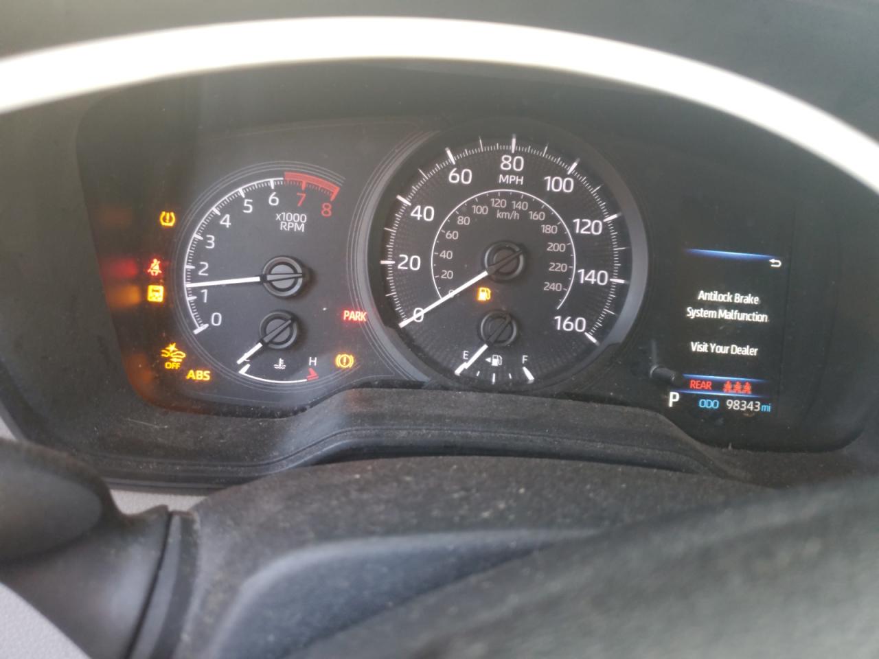 Toyota Corolla L Image 8