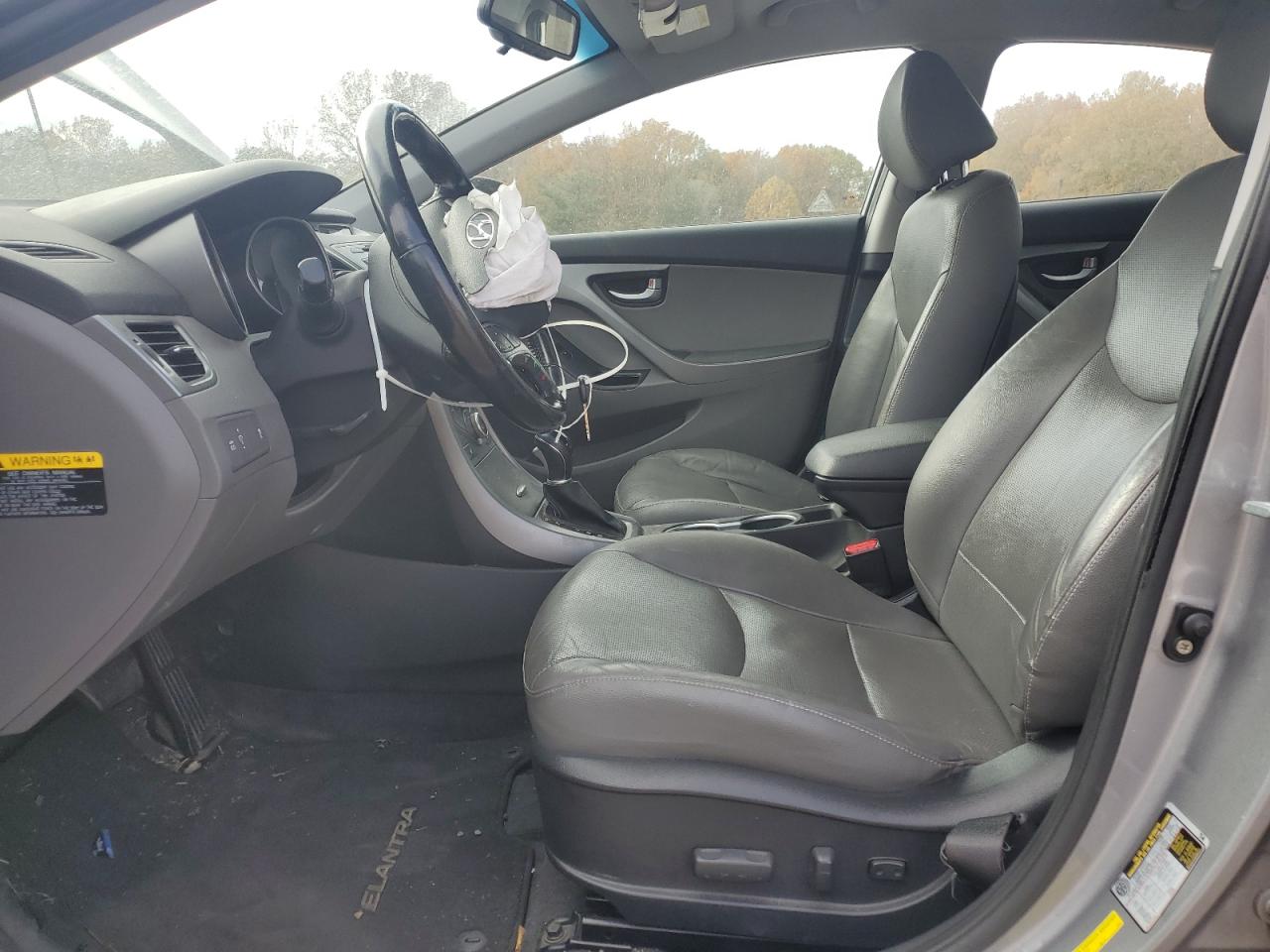 Hyundai ELANTRA Se Image 5