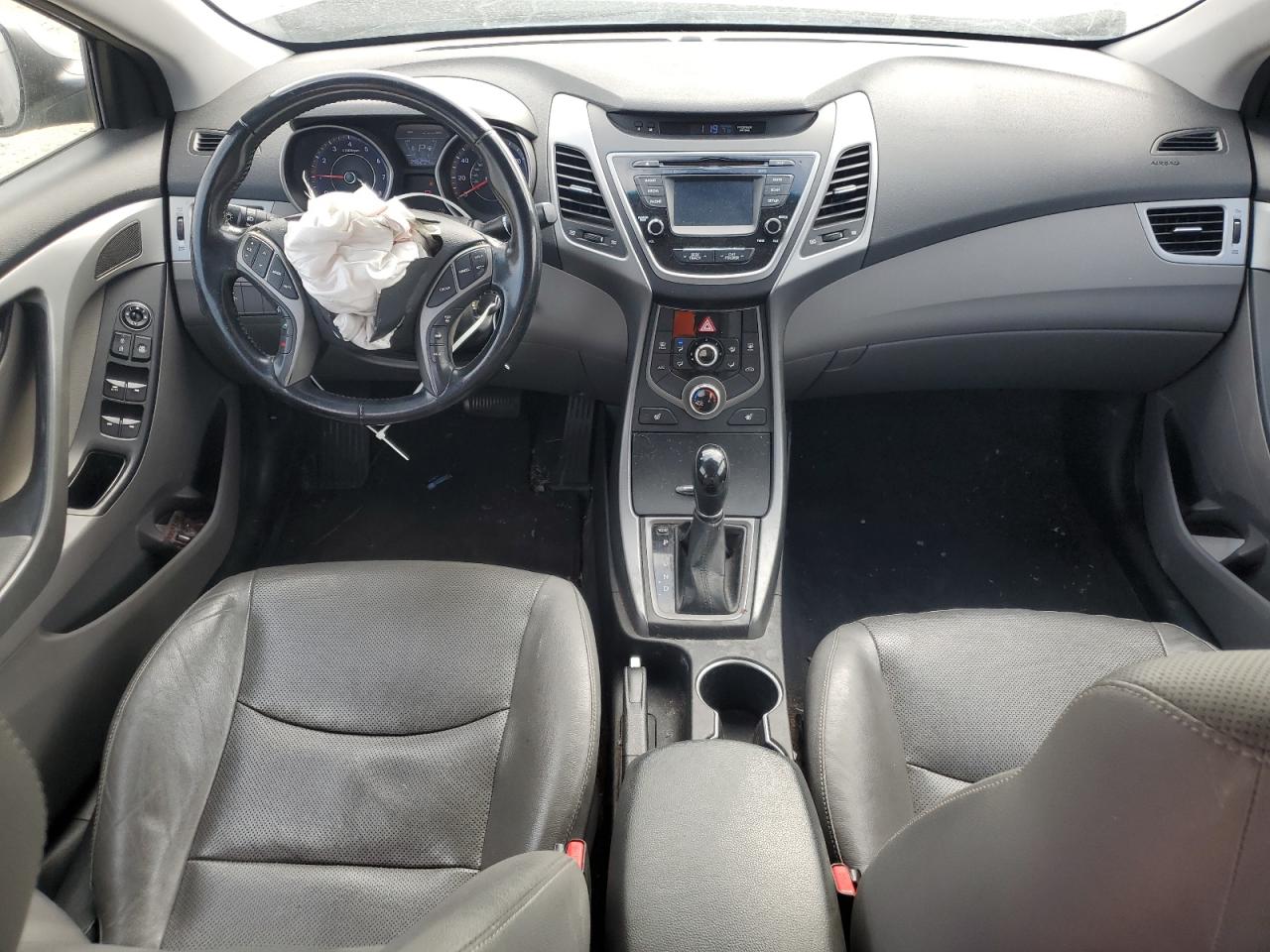 Hyundai ELANTRA Se Image 8