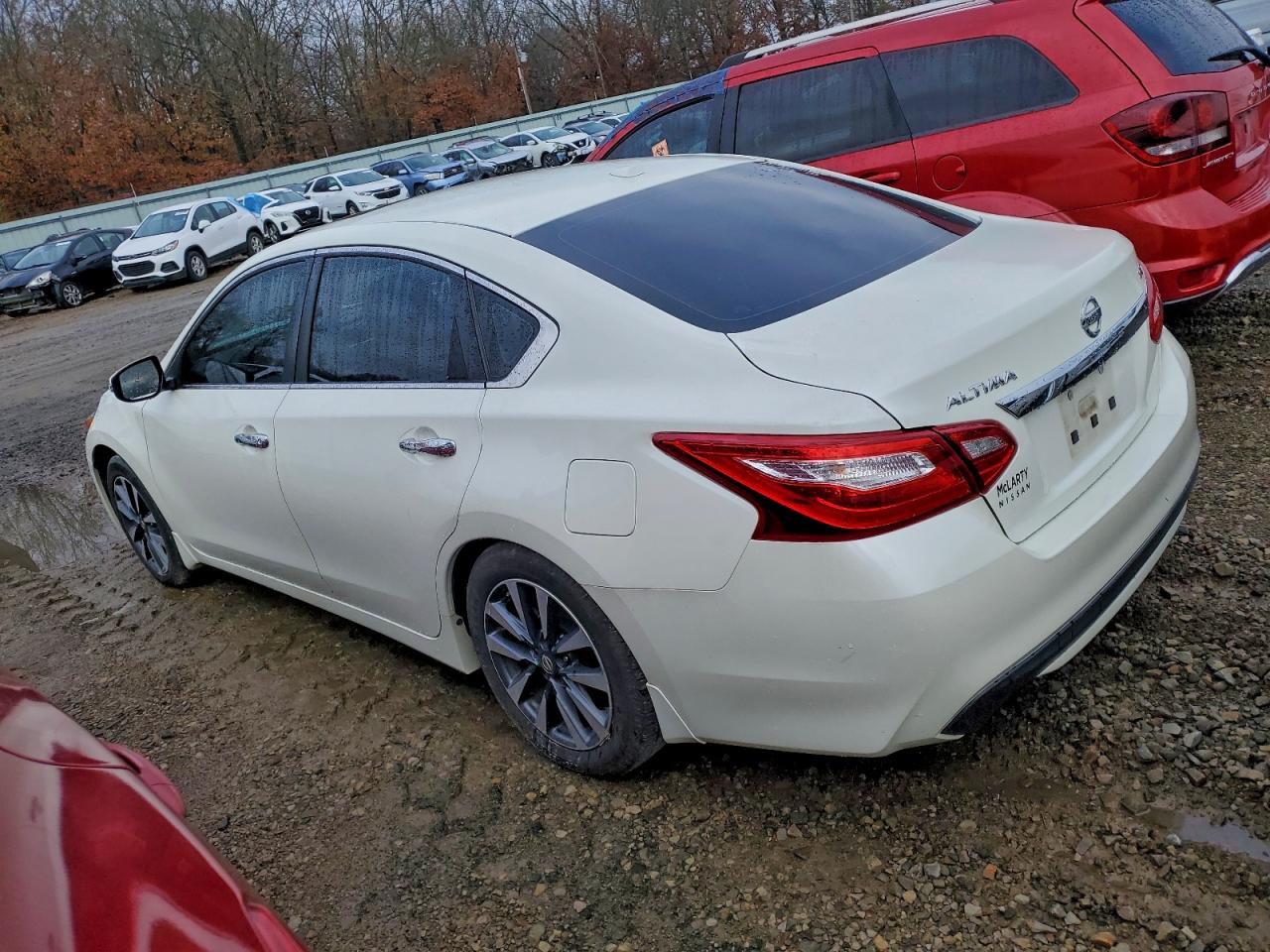 Nissan Altima 2.5 Image 11
