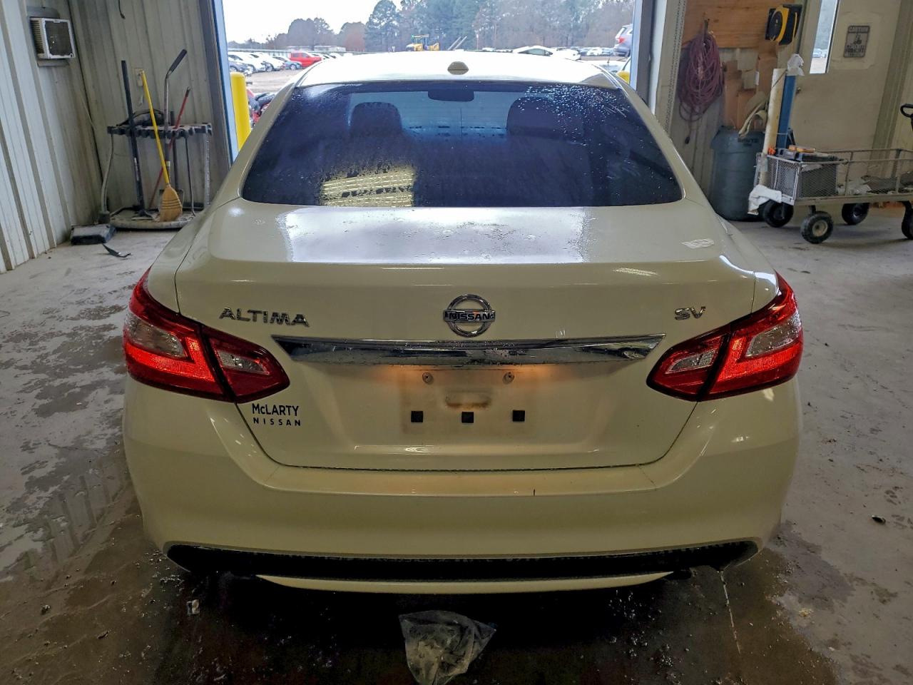 Nissan Altima 2.5 Image 9