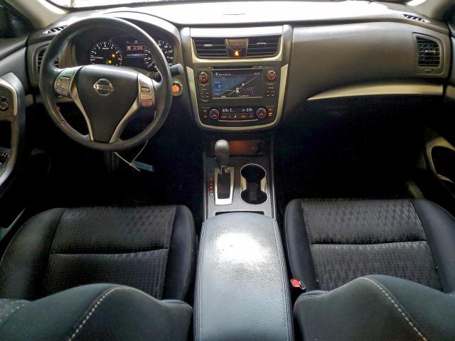 Nissan Altima 2.5 Image 4