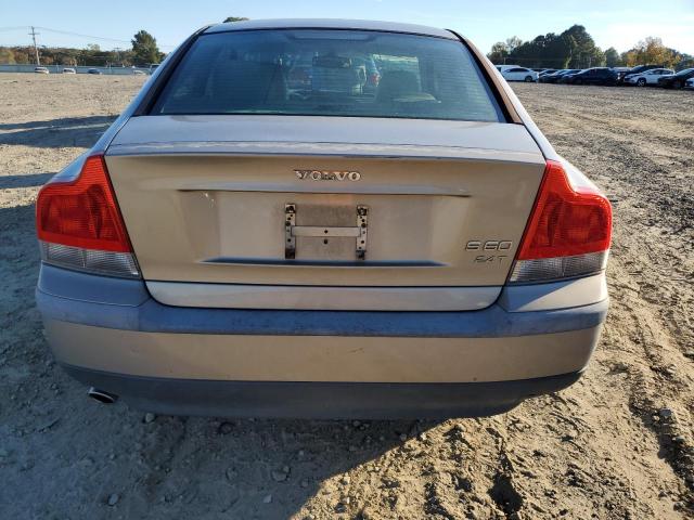 Volvo S60 2.4t Image 4