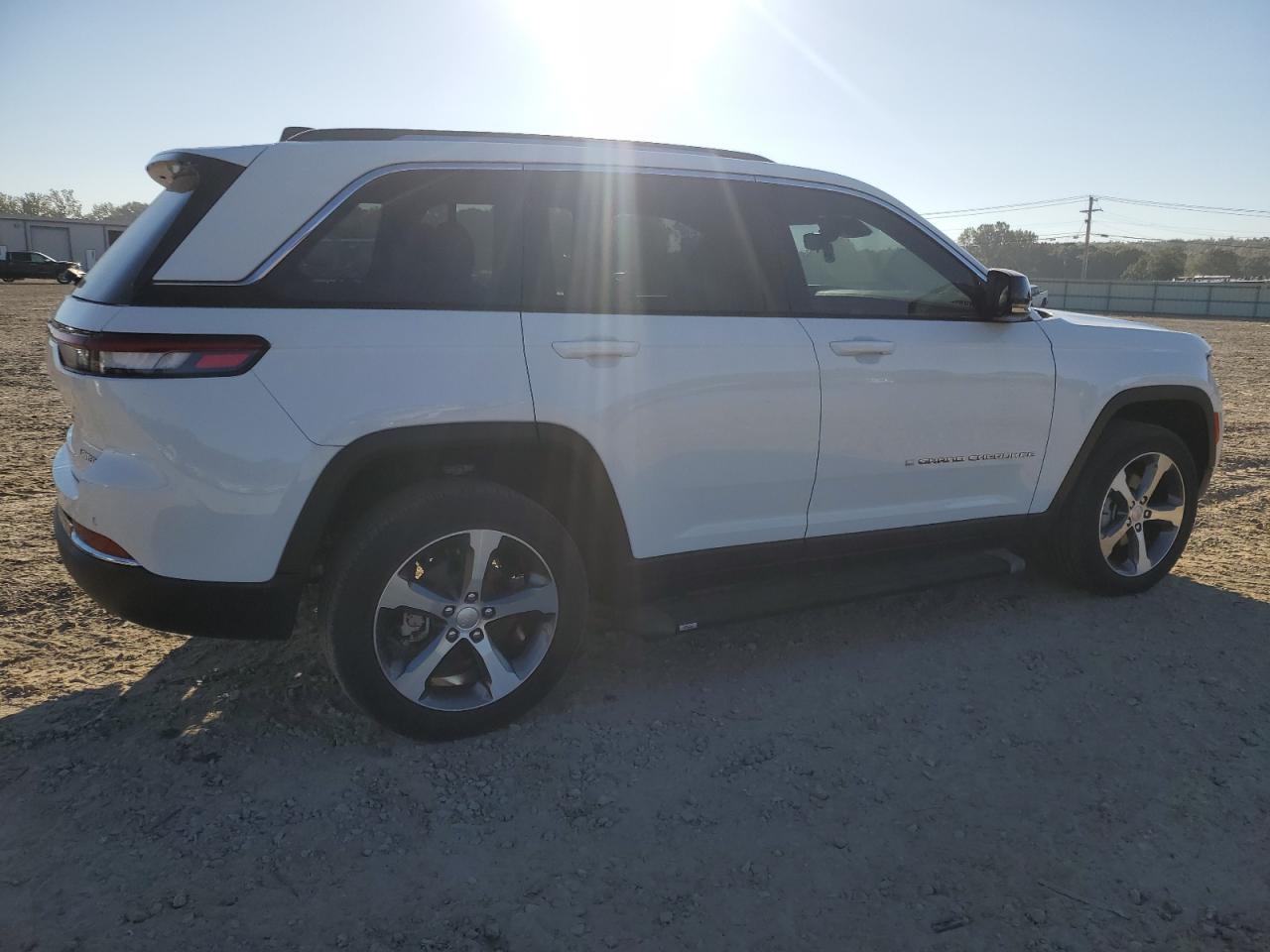 Jeep Grand Cherokee Limited Image 2