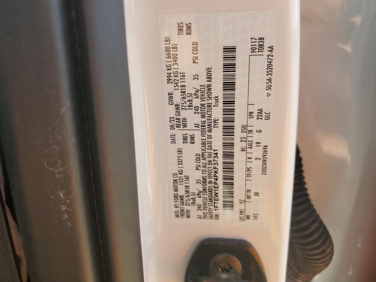 Ford F-150 Supercrew Image 11