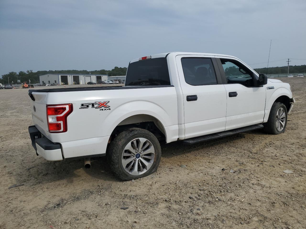 Ford F-150 Supercrew Image 3