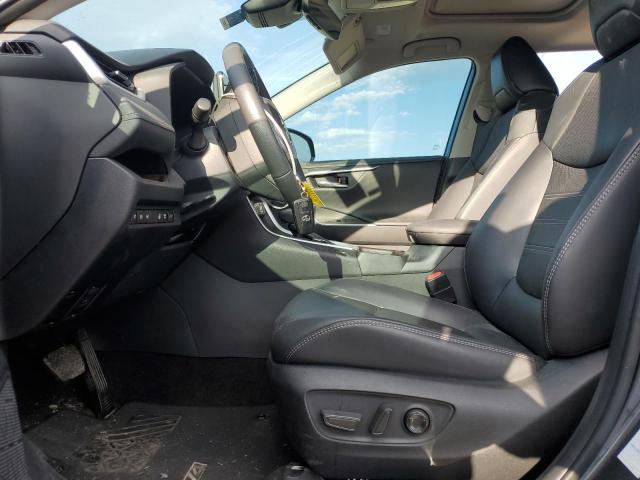 Toyota RAV4 Limited Image 6