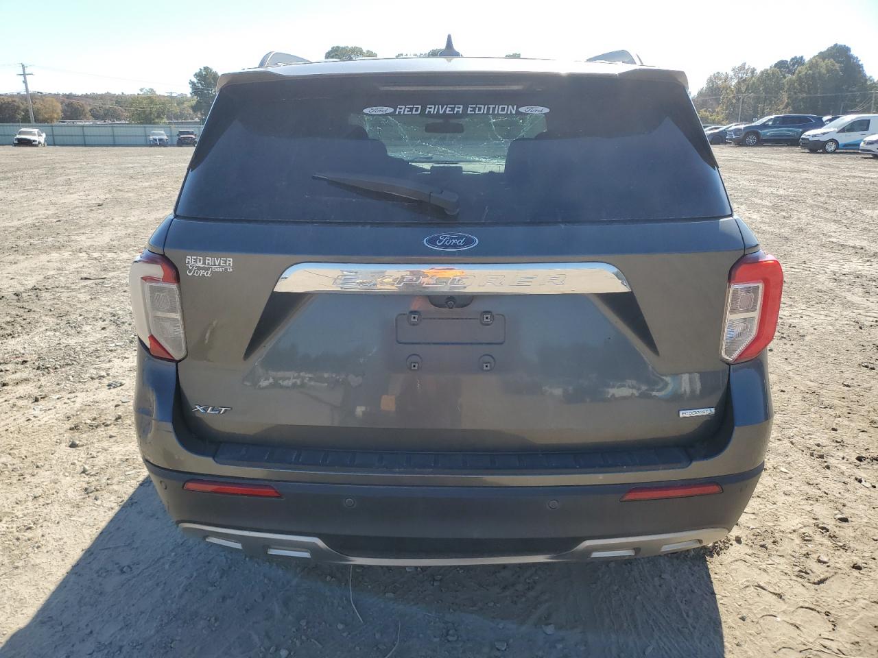 Ford Explorer Xlt Image 10